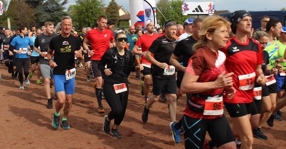 1541 Menschen starteten am „Tag der Arbeit“ bei der 41. Auflage des „Lohner Vulkan-Marathons“ in Mendig (Foto: privat).